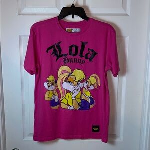 Warner Bros Lola Bunny Pink Yellow Short Sleeve Cartoon Tee Looney Tunes Cotton